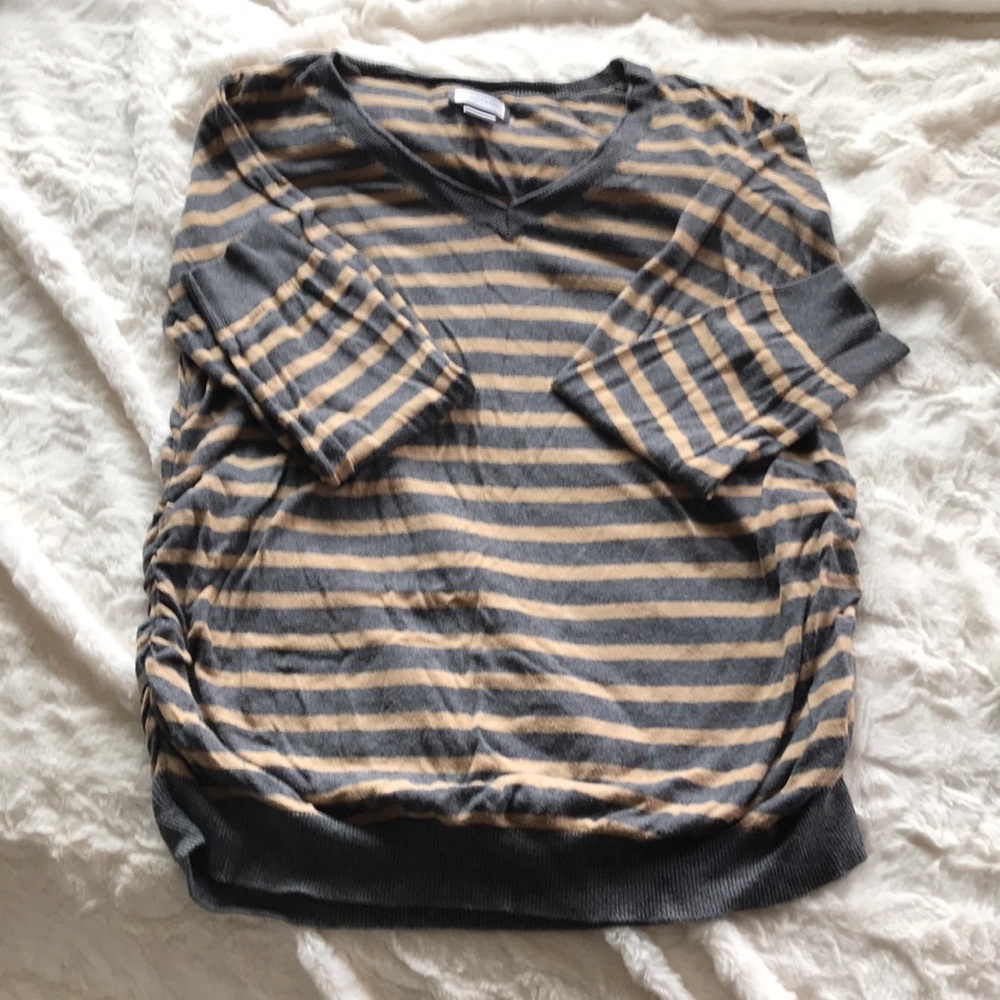 Women’s large sweater maternity